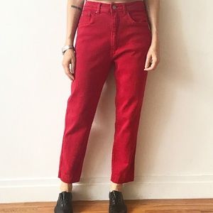 Vintage BILL BLASS high waisted cropped red jeans